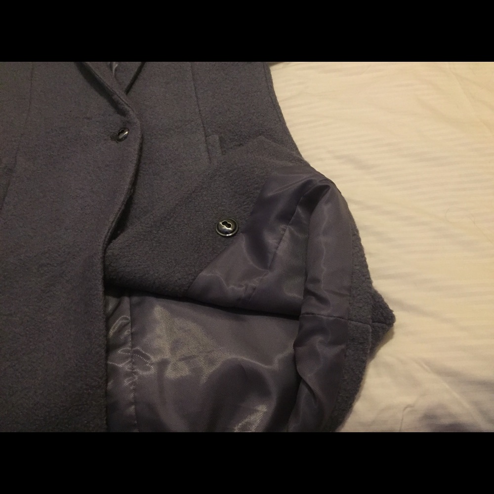 Grey Suitcoat/Jacket - Picture 8 of 8